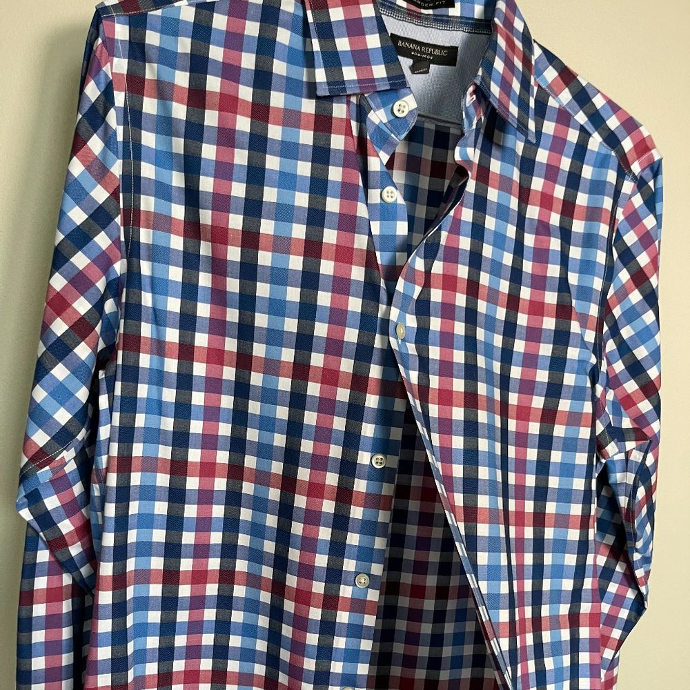 Banana Republic Men's Camden Fit Long Sleeve  | Color: Red/White/Blue | Size: M